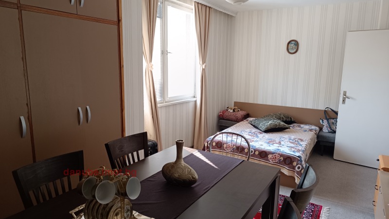 Till salu  2 sovrum Ruse , Sjirok centar , 70 kvm | 16008688 - bild [5]
