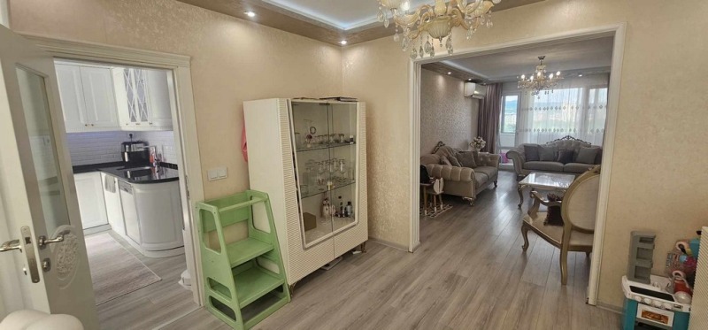 Na prodej  3 ložnice Kardžali , Vazroždenci , 98 m2 | 92259085 - obraz [4]