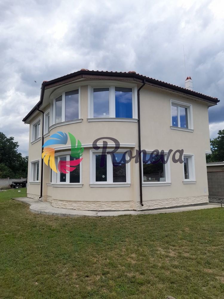 Продава КЪЩА, гр. Варна, с. Каменар
