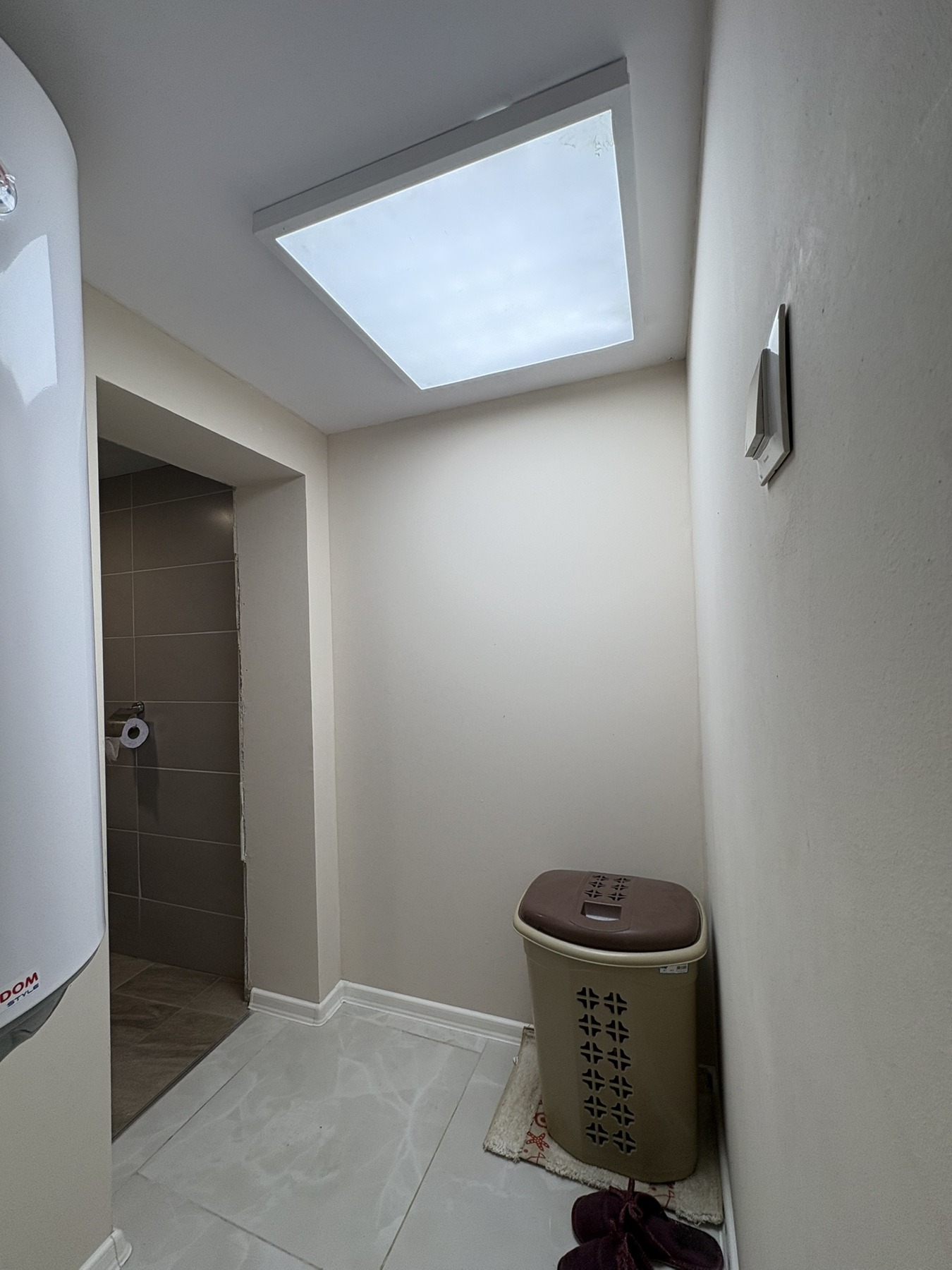 Продава КЪЩА, с. Веселиново, област Шумен, снимка 3 - Къщи - 54226698