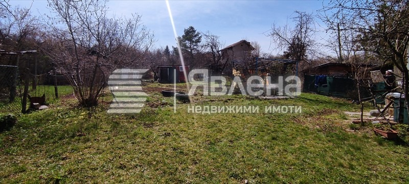 Продава КЪЩА, с. Кондофрей, област Перник