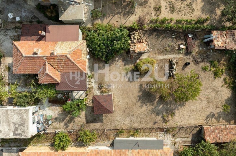 Продава КЪЩА, гр. Аксаково, област Варна, снимка 2 - Къщи - 52706565