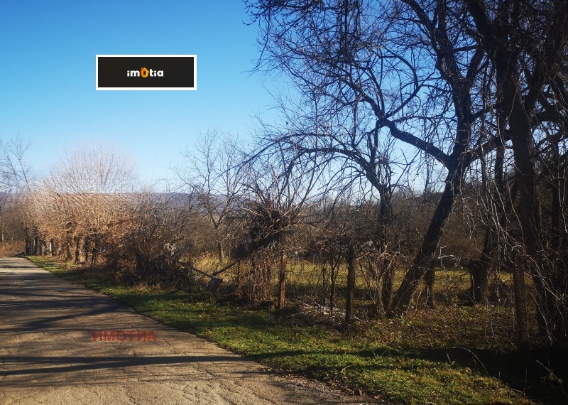 Продава ПАРЦЕЛ, с. Голяма Желязна, област Ловеч