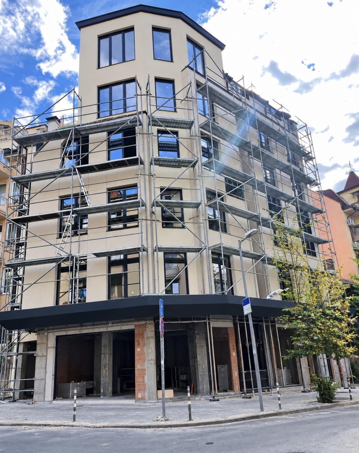 Продава 3-СТАЕН, гр. София, Център, снимка 2 - Апартаменти - 56607704