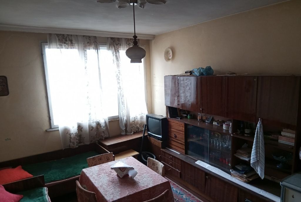 Продава ЕТАЖ ОТ КЪЩА, гр. Кюстендил, Център, снимка 5 - Етаж от къща - 53796700