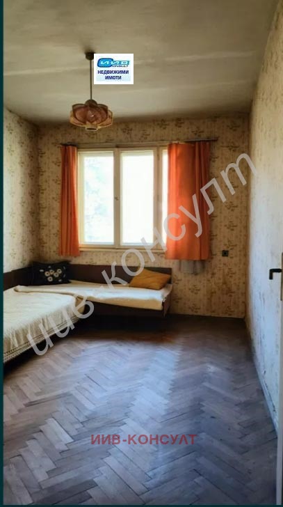 Te koop  2 slaapkamers Veliko Tarnovo , Tsentar , 92 m² | 13719176 - afbeelding [3]