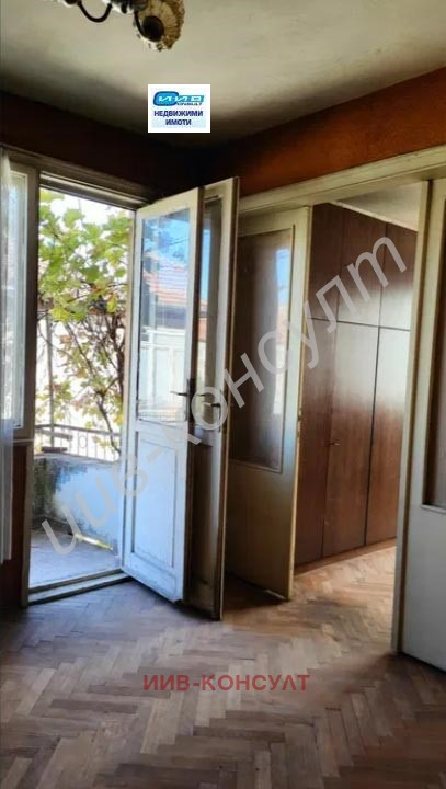 Te koop  2 slaapkamers Veliko Tarnovo , Tsentar , 92 m² | 13719176 - afbeelding [5]