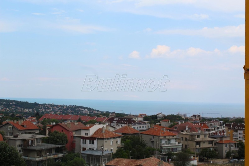 In vendita  2 camere da letto Varna , Vinitsa , 123 mq | 46841500