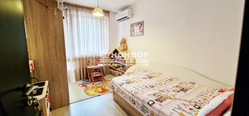 De vânzare  2 dormitoare Plovdiv , Vâstaniciesci , 84 mp | 75187752 - imagine [13]