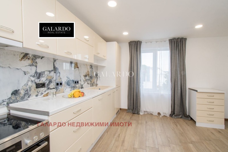 Na prodej  2 ložnice Sofia , Centar , 80 m2 | 43179309 - obraz [8]