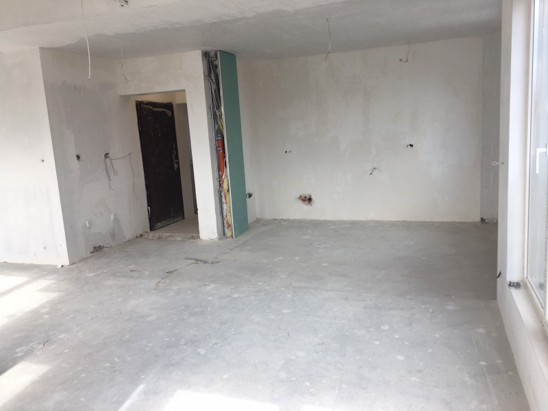 Продава  3-стаен, град Пловдив, Южен •  150 000 EUR • ID 67348684 — holmes.bg - [1] 