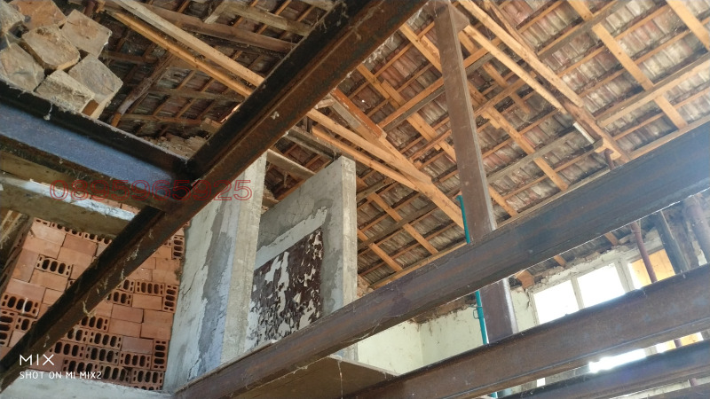 Продава КЪЩА, гр. Ловеч, Вароша, снимка 11 - Къщи - 52772639