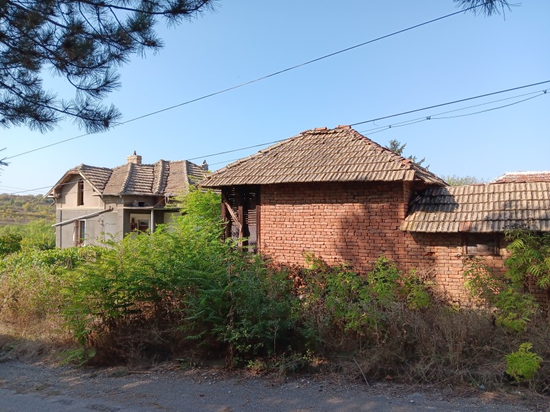 Продава  Къща област Плевен , с. Радомирци , 140 кв.м | 42920978 - изображение [4]