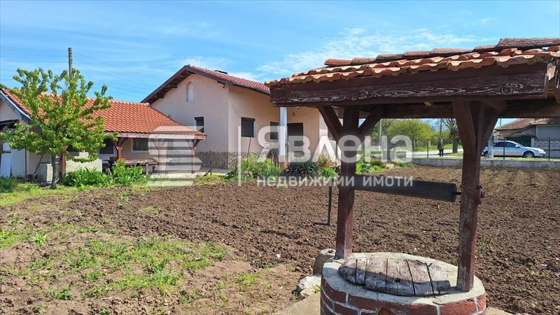 Продава КЪЩА, с. Стожер, област Добрич, снимка 2 - Къщи - 55106872