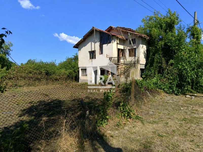 Продава КЪЩА, с. Аврен, област Варна