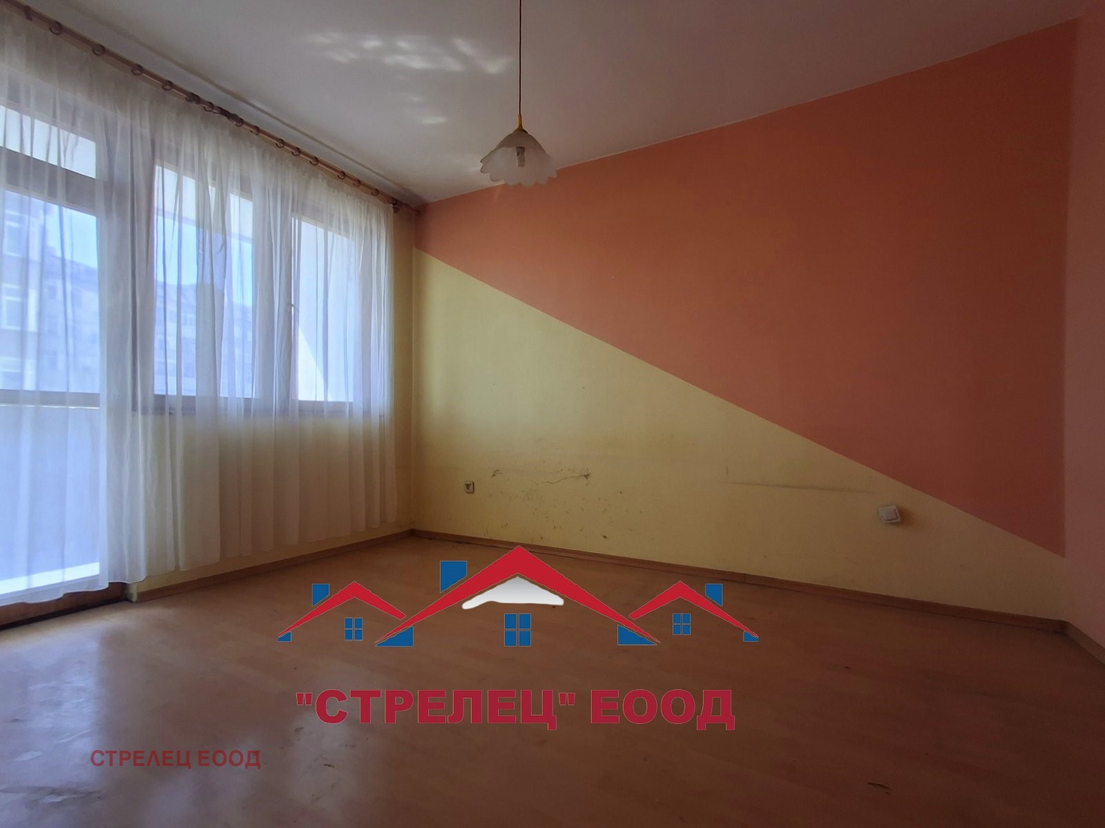 Продава 3-СТАЕН, гр. Добрич, Автогара