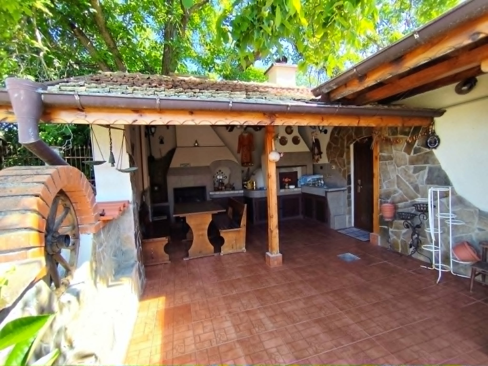 Продава ВИЛА, с. Арнаутито, област Стара Загора, снимка 13 - Вили - 55447846
