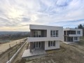 Продава КЪЩА, град Варна, м-т Боровец - юг • 300000 € • 55579022 — Holmes.bg