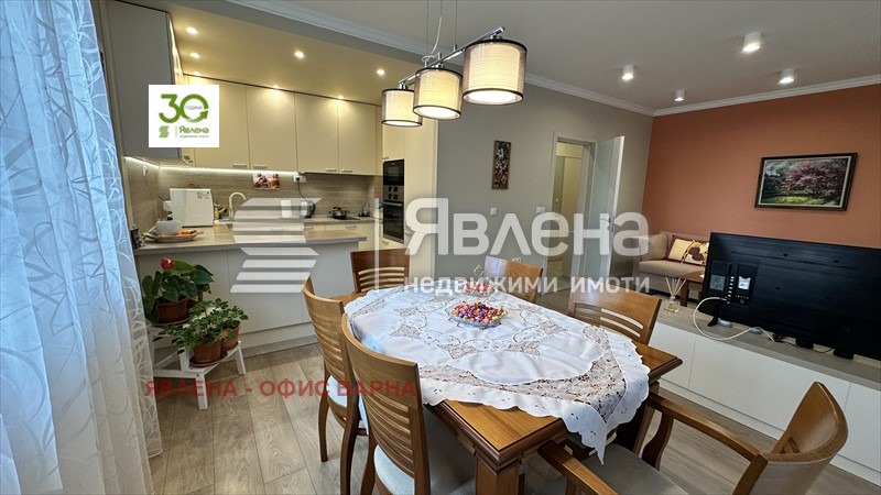 Продава 3-СТАЕН, гр. Варна, Бриз, снимка 4 - Aпартаменти - 48697637