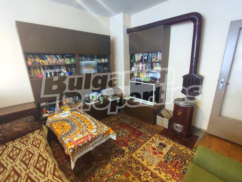 Продава 3-СТАЕН, гр. Шумен, Тракия, снимка 2 - Апартаменти - 52731369