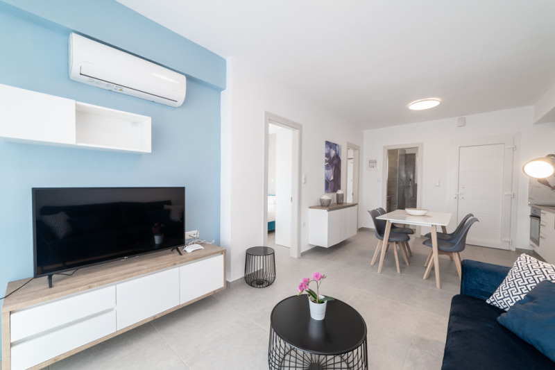 Продава 3-СТАЕН, гр. Варна, Център, снимка 3 - Апартаменти - 54929844