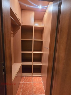 2 chambres Kolhozen pazar, Varna 8