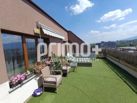 МНОГОСТАЕН, 330 m2