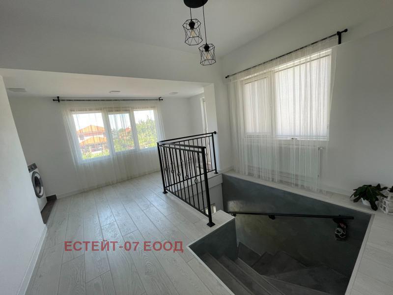 Myytävänä  Talo Plovdivin alue , Parvenets , 150 neliömetriä | 44437620 - kuva [12]