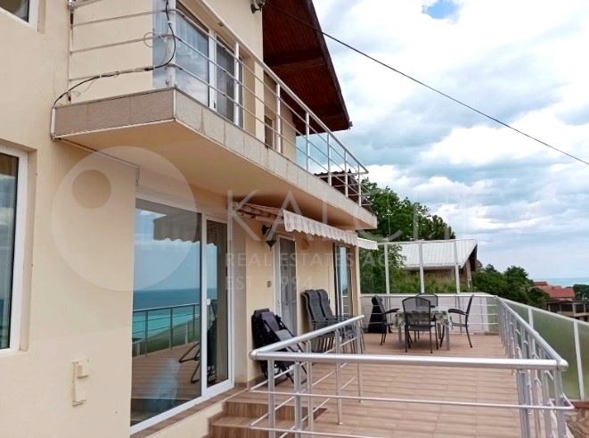 Продава КЪЩА, гр. Балчик, област Добрич, снимка 12 - Къщи - 55661739