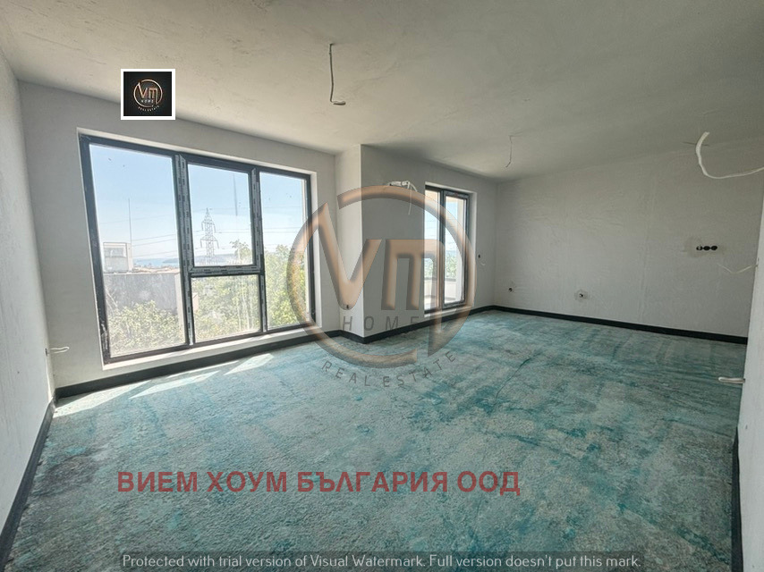 Продава 3-СТАЕН, гр. Варна, Левски 2