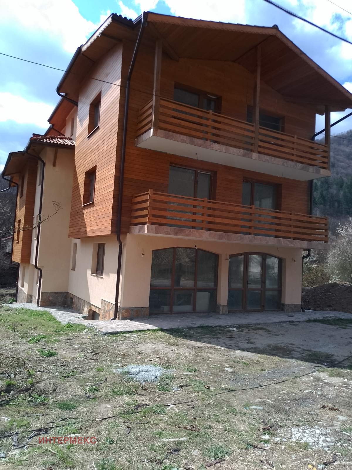 Продава ХОТЕЛ, с. Рибарица, област Ловеч, снимка 16 - Хотели - 56079228