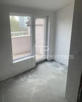 1 chambre Kyutchouk Parij, Plovdiv 1