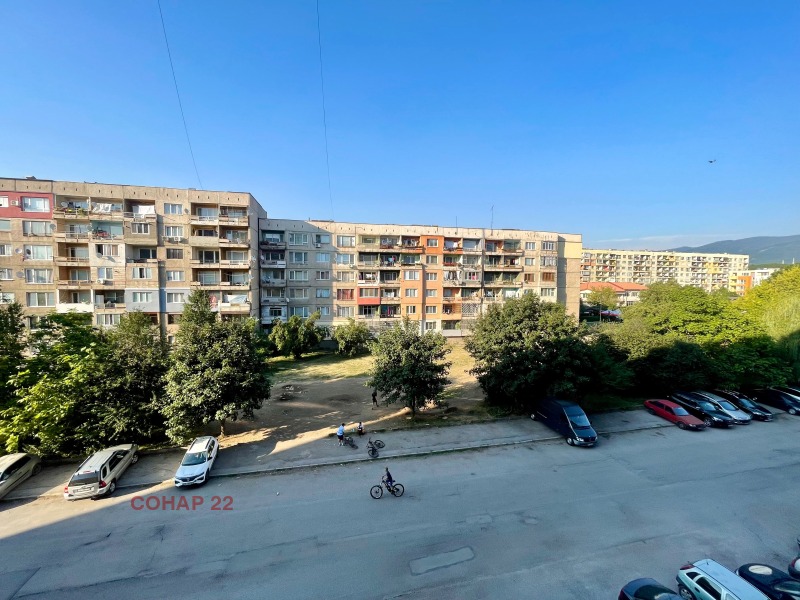 En venta  1 dormitorio Pernik , Iztok , 63 metros cuadrados | 56864735 - imagen [7]