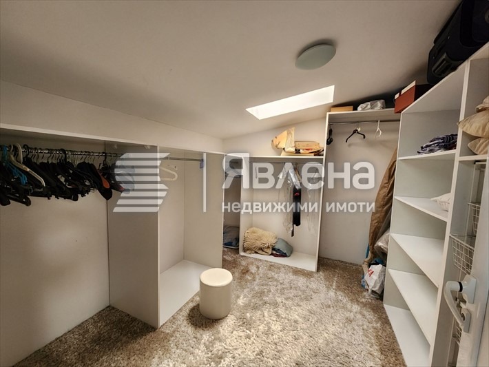 Продава МНОГОСТАЕН, гр. София, Център, снимка 14 - Апартаменти - 55794899