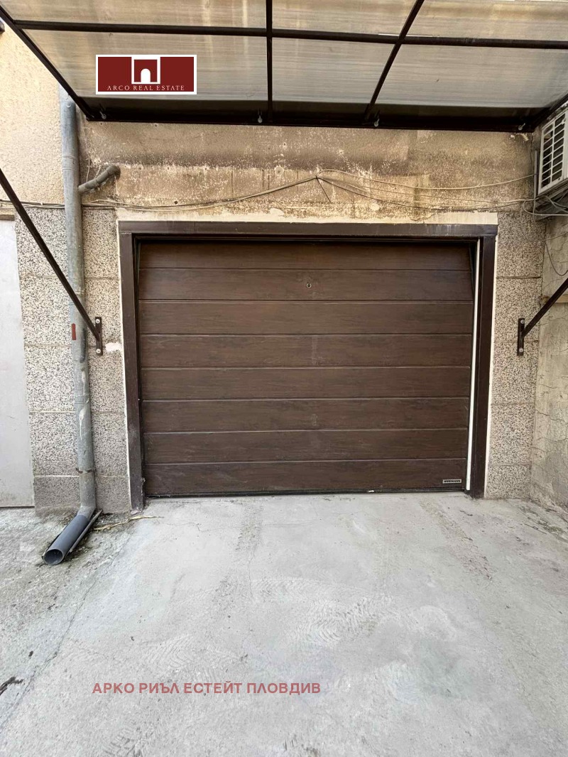 Продава ГАРАЖ, ПАРКОМЯСТО, гр. Пловдив, Кършияка