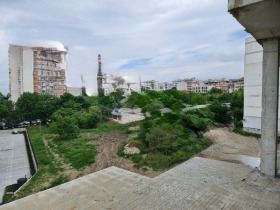 3 спаваће собе Вазраждане 1, Варна