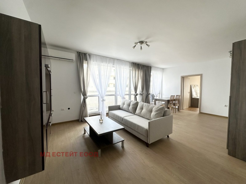 Na prodej  1 ložnice Sofia , Studentski grad , 78 m2 | 70852320