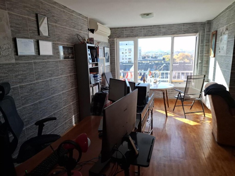 Продава  3-стаен град София , Дружба 2 , 125 кв.м | 14320882