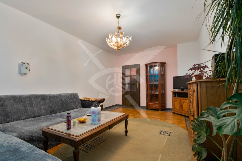 Продава 3-СТАЕН, гр. София, Фондови жилища, снимка 2 - Апартаменти - 52158568