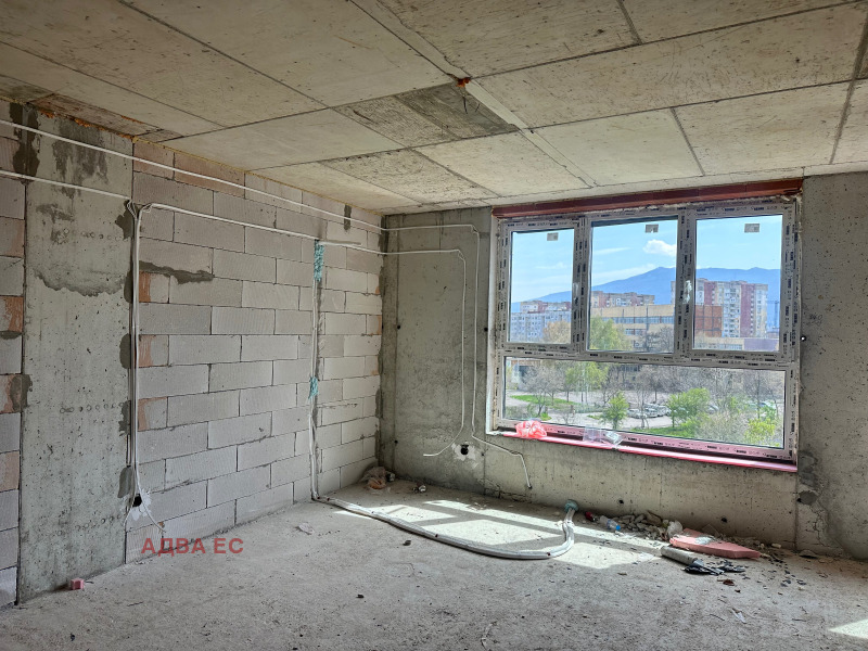 Na prodej  3 ložnice Sofia , Ljulin 5 , 135 m2 | 75754225 - obraz [12]