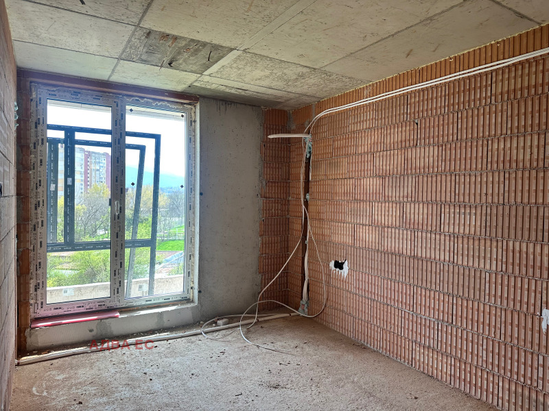 Na prodej  3 ložnice Sofia , Ljulin 5 , 135 m2 | 75754225 - obraz [15]