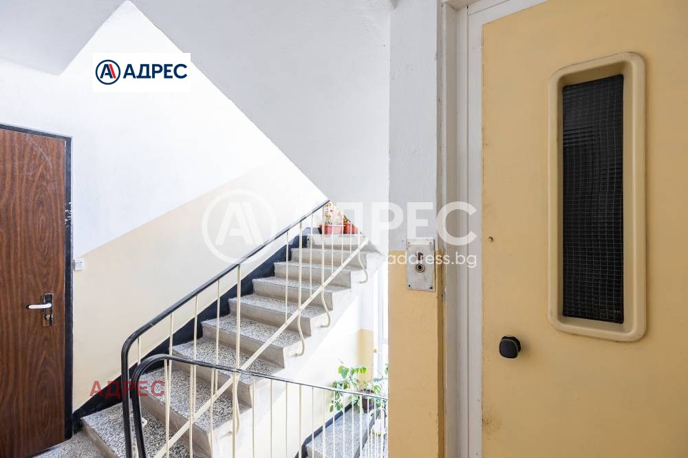 Продава 3-СТАЕН, гр. Варна, Цветен квартал, снимка 12 - Апартаменти - 52563487