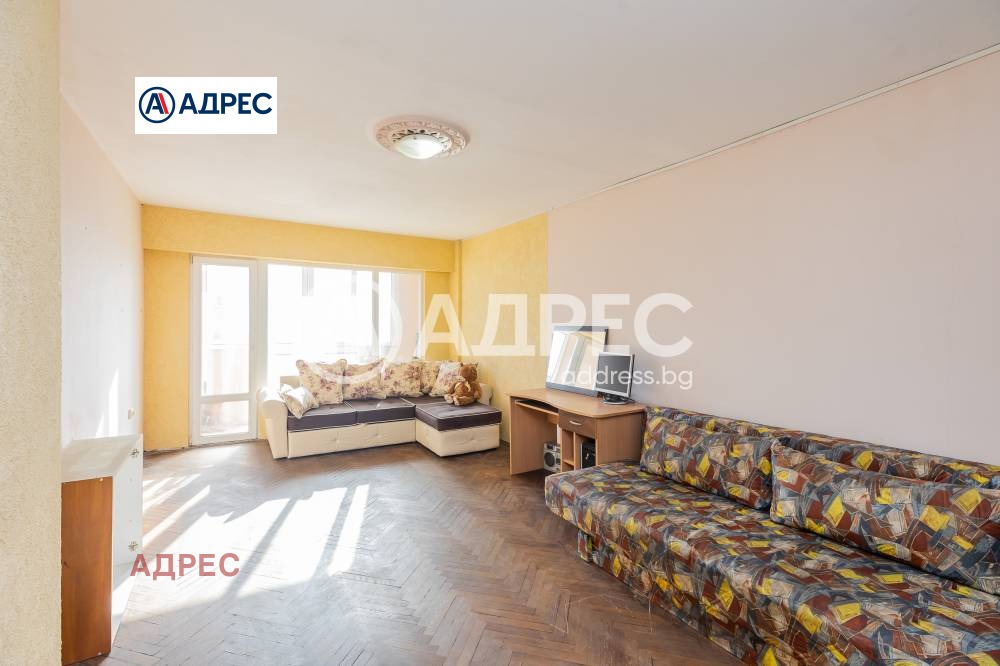 Продава 3-СТАЕН, гр. Варна, Цветен квартал