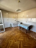Продава 3-СТАЕН, област Ловеч, гр. Троян • 144200 € / 282030.69 лв. • 29598225 9