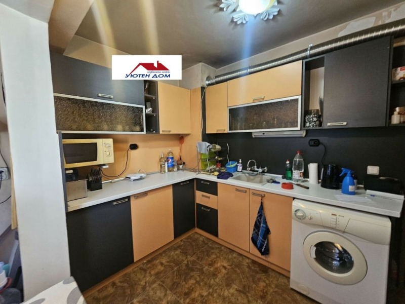 De vânzare  1 dormitor Șumen , Traciia , 60 mp | 98604397 - imagine [3]