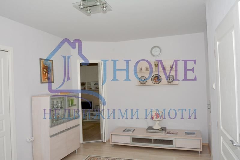 Продава ЕТАЖ ОТ КЪЩА, гр. Варна, ВИНС-Червен площад, снимка 7 - Етаж от къща - 54688213