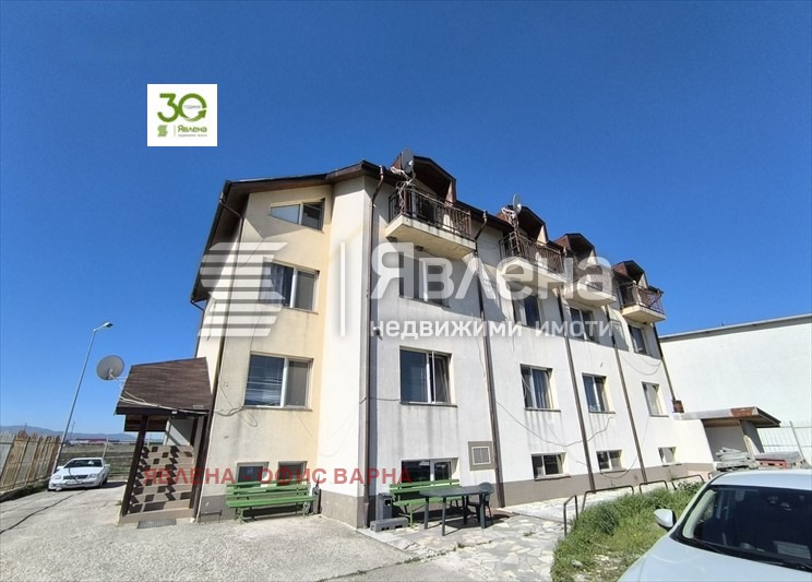 Продава СКЛАД, с. Гурмазово, област София област