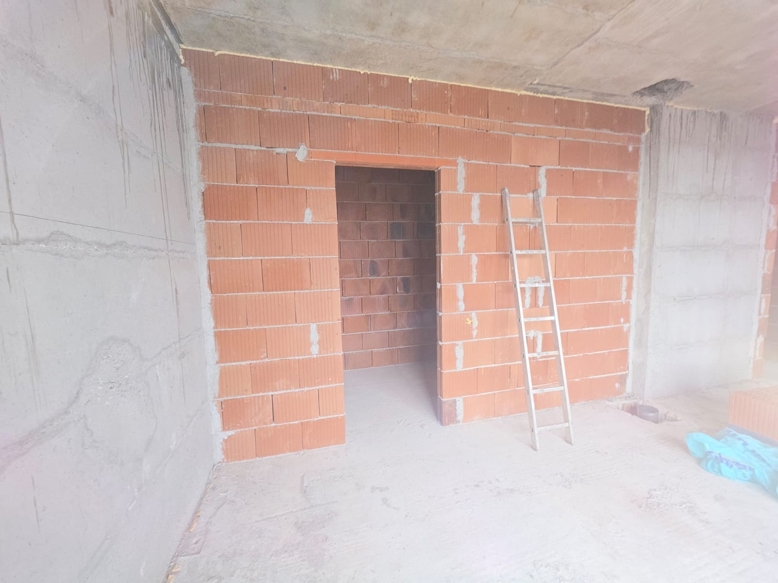 Продава 3-СТАЕН, гр. София, Враждебна, снимка 13 - Апартаменти - 53393305