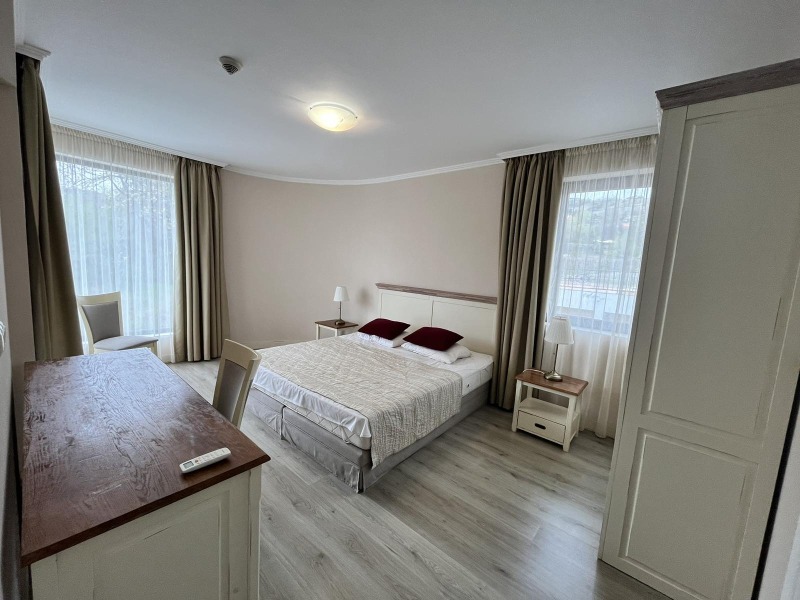 À vendre  2 chambres région de Dobritch , Baltchik , 99 m² | 33704521