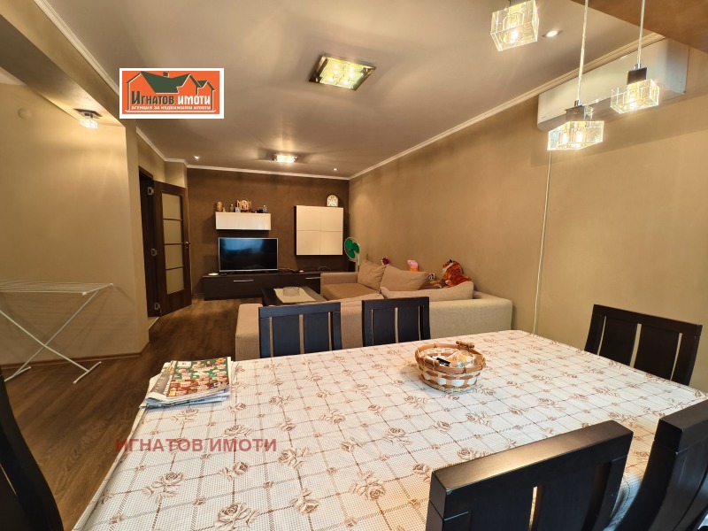 Продава 3-СТАЕН, гр. Пазарджик, Център, снимка 4 - Апартаменти - 52802557